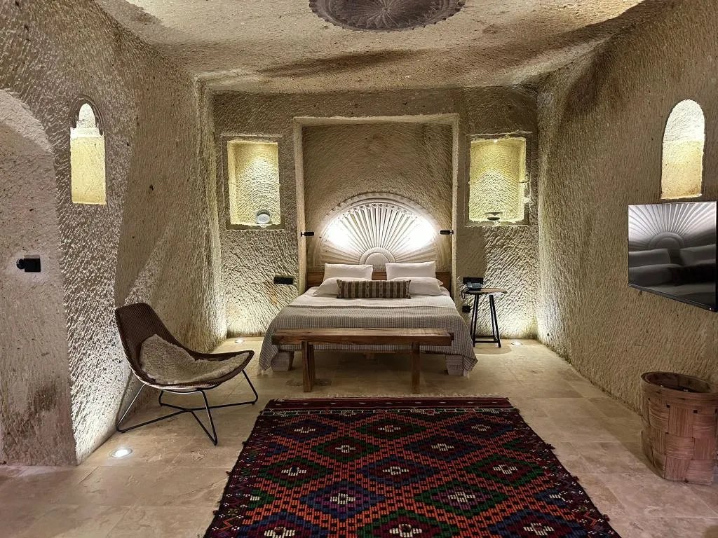 Elite Cave Suite,Manzarasız,Jakuzili