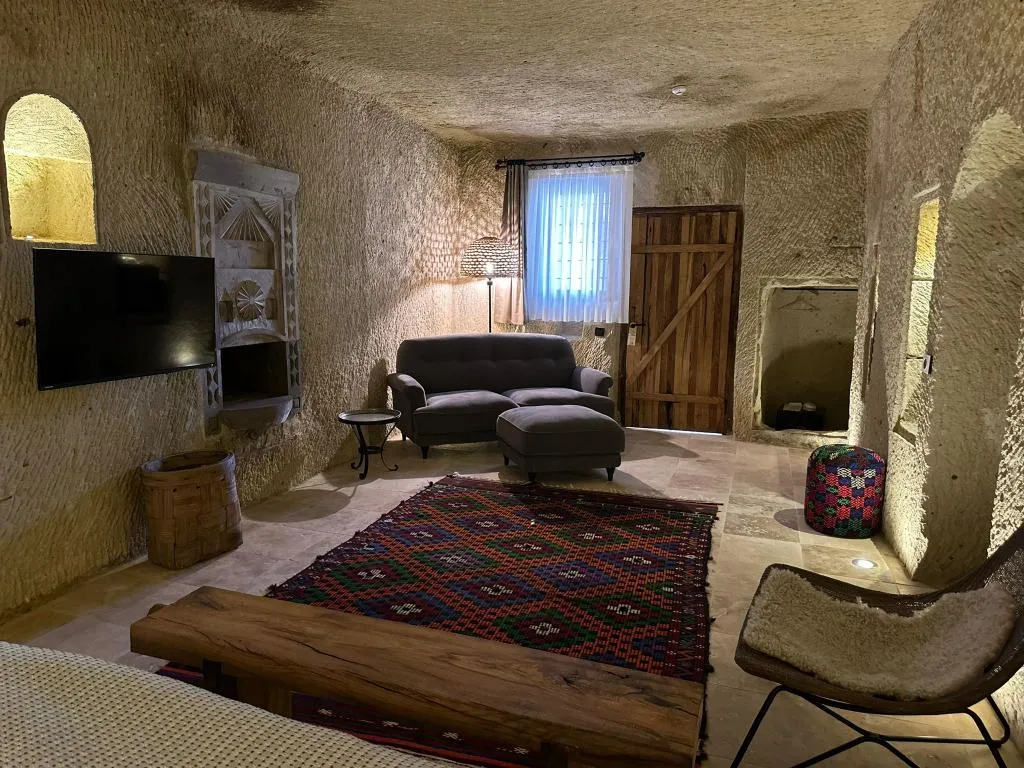 Elite Cave Suite,Manzarasız,Jakuzili
