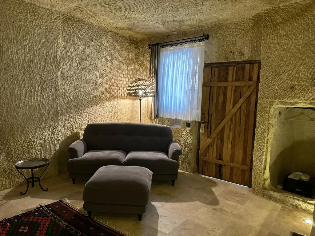 Elite Cave Suite,Manzarasız,Jakuzili
