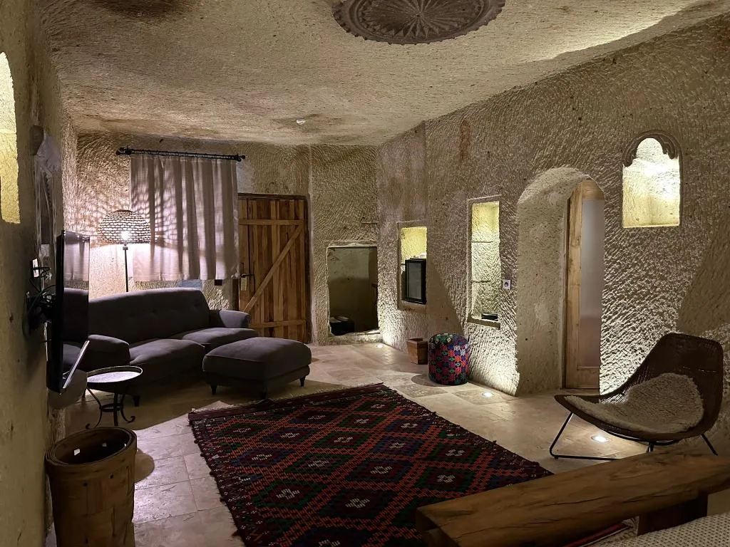 Elite Cave Suite,Manzarasız,Jakuzili