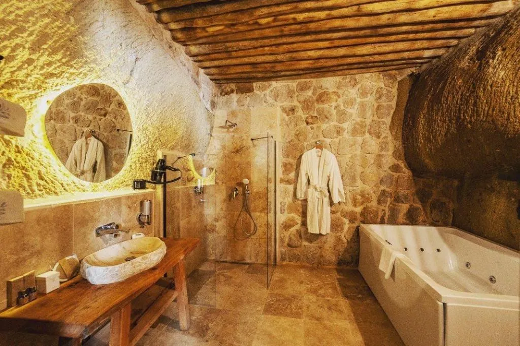 Comfort Suite,Manzarasız,Jakuzili (2 Kişilik)