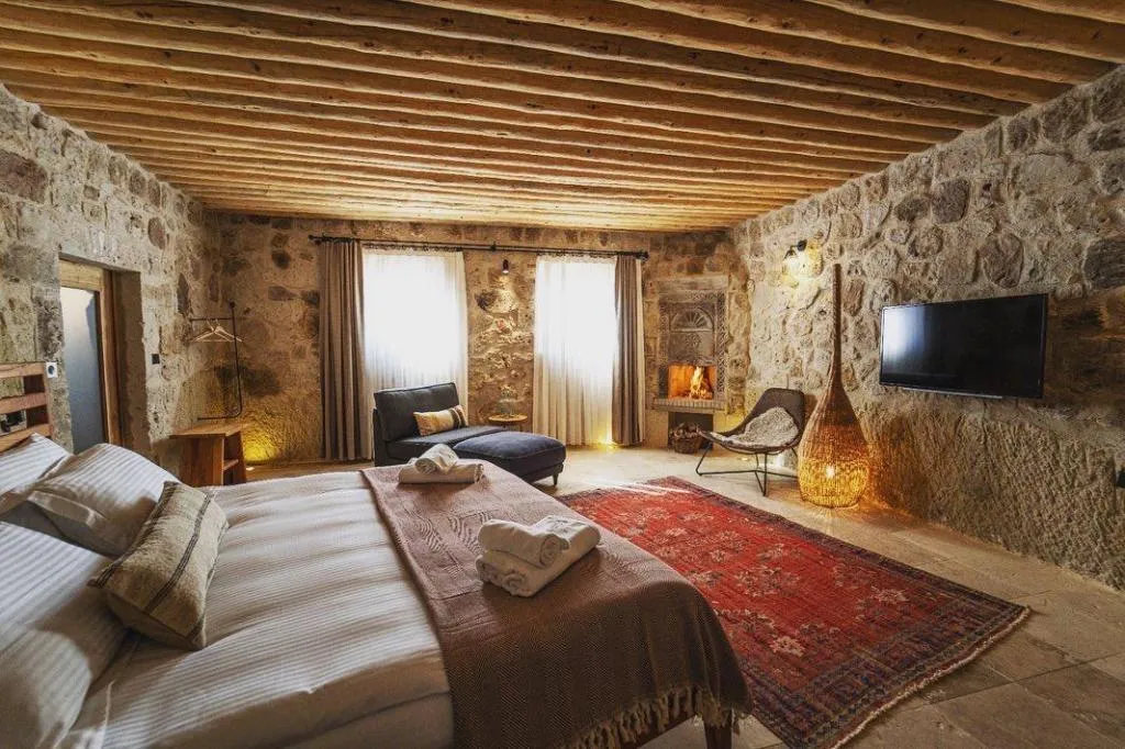 Comfort Suite,Manzarasız,Jakuzili (2 Kişilik)