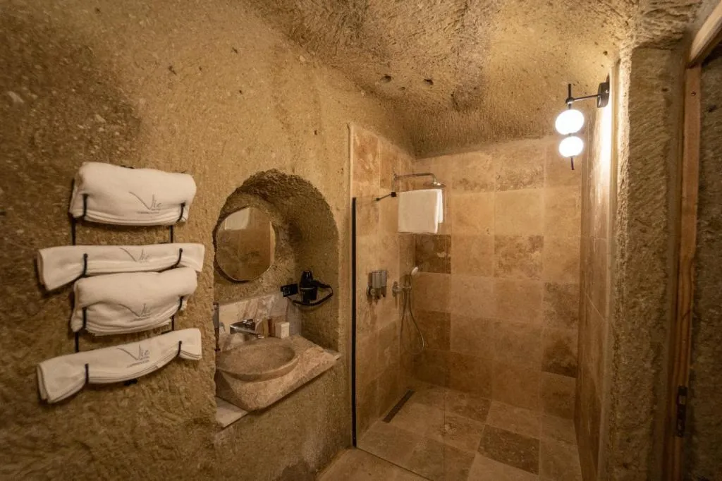 Suite,Avlu Manzaralı,Havuzlu