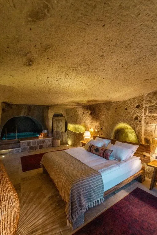 Suite,Avlu Manzaralı,Havuzlu