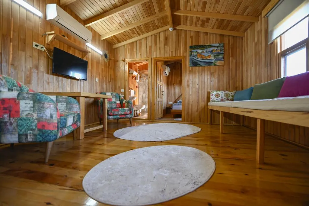 Tradational Bungalow