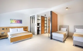 Lei Otel