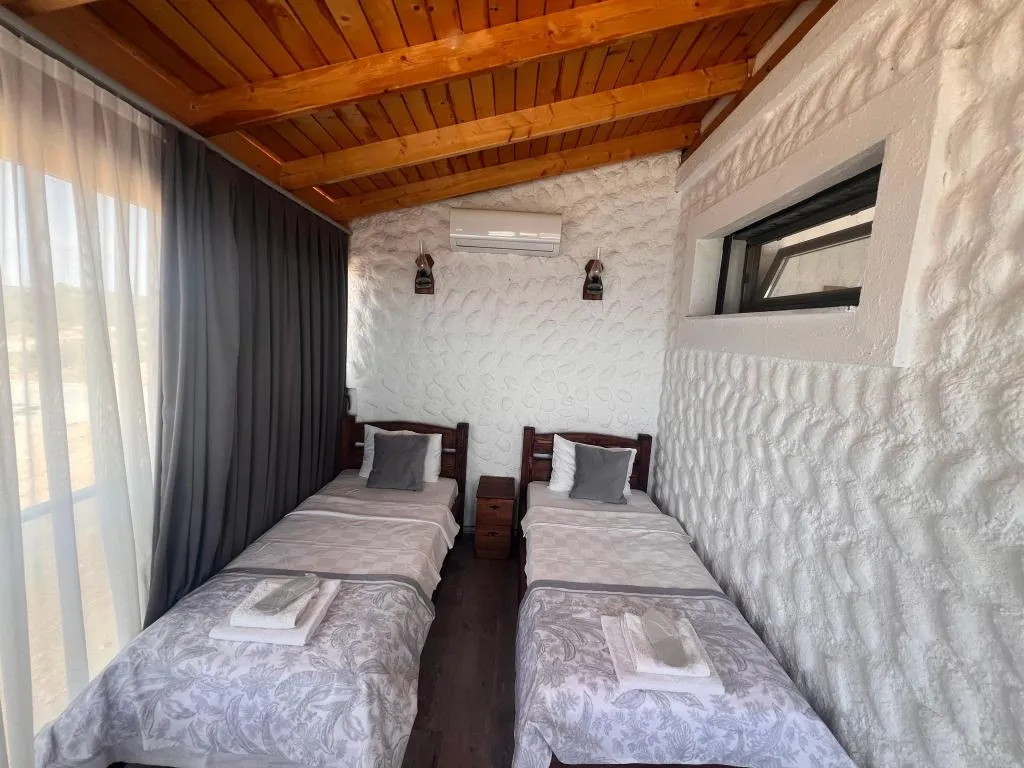 1+1 Aile Odası,Deniz Manzaralı,Balkonlu