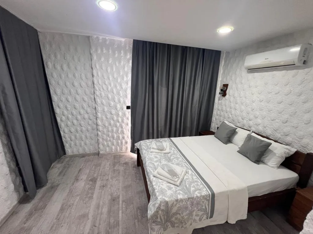 Standart Oda,Deniz Manzaralı,Balkonlu