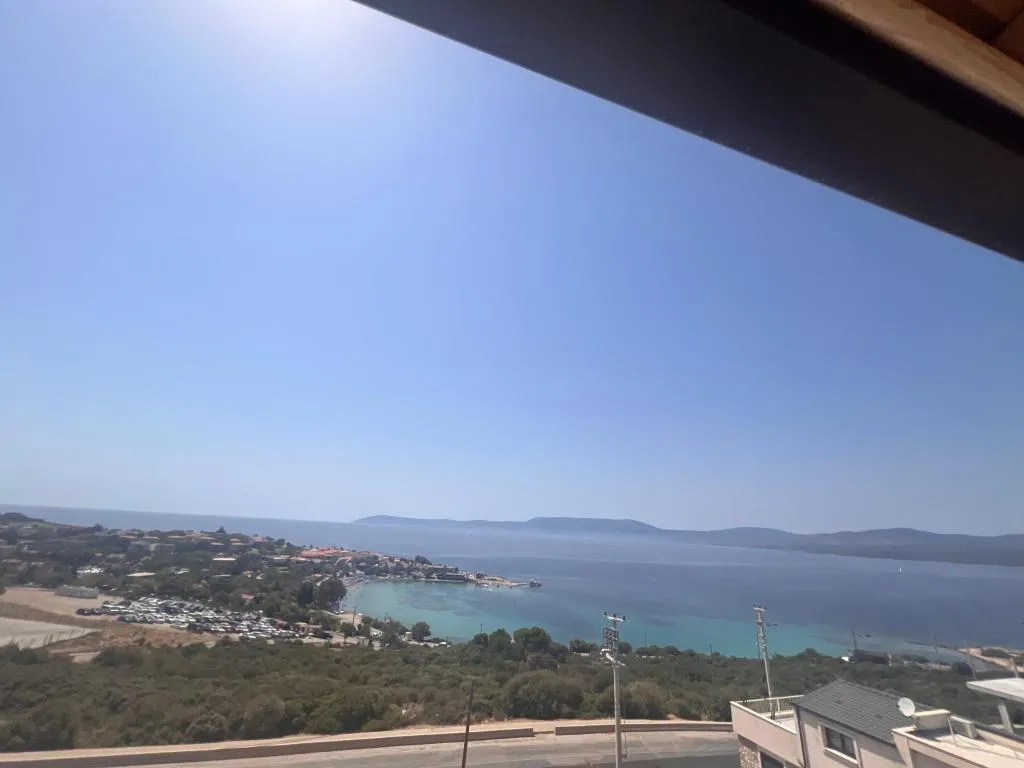 Çatı Katı Oda - İki Ayrı Yataklı,Deniz Manzaralı,Balkonlu