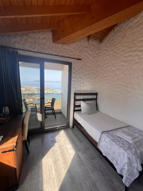 Deluxe Aile Odası,Deniz Manzaralı,Balkonlu