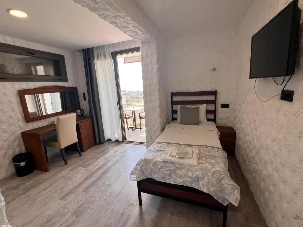Deluxe Aile Odası,Deniz Manzaralı,Balkonlu