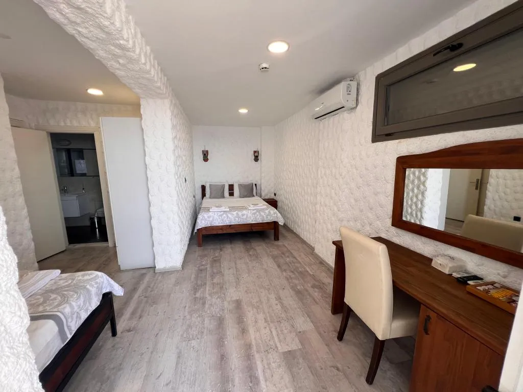 Deluxe Aile Odası,Deniz Manzaralı,Balkonlu