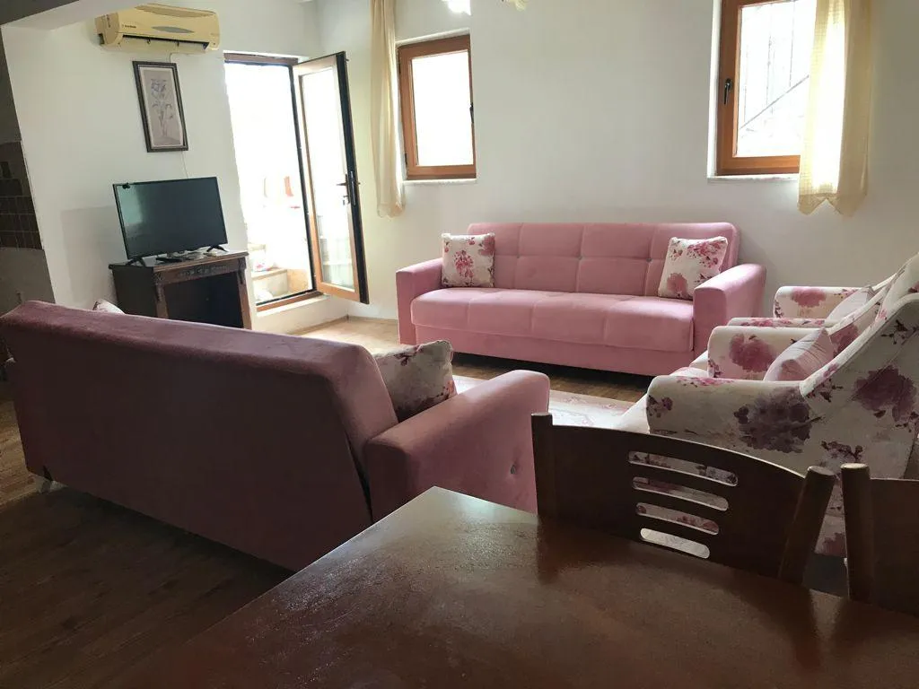 1+1 BAHÇE MANZARALI