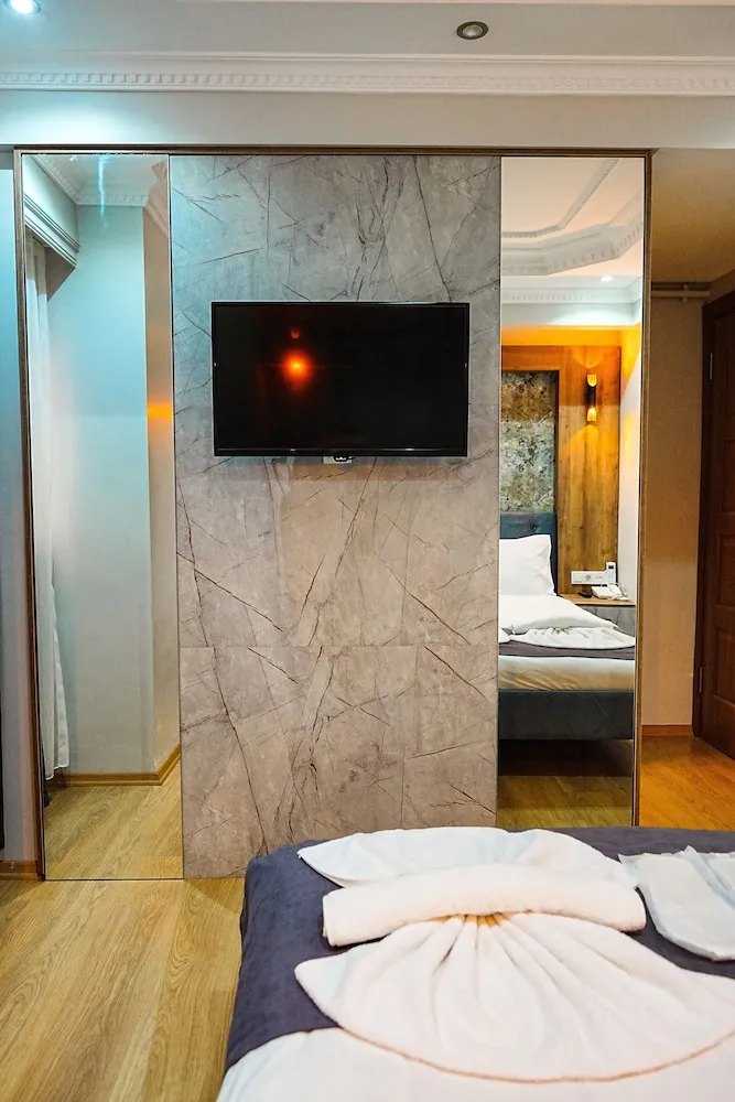 Budget Double Room - Ground Floor