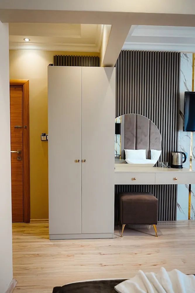 Family Dört Kişilik Oda