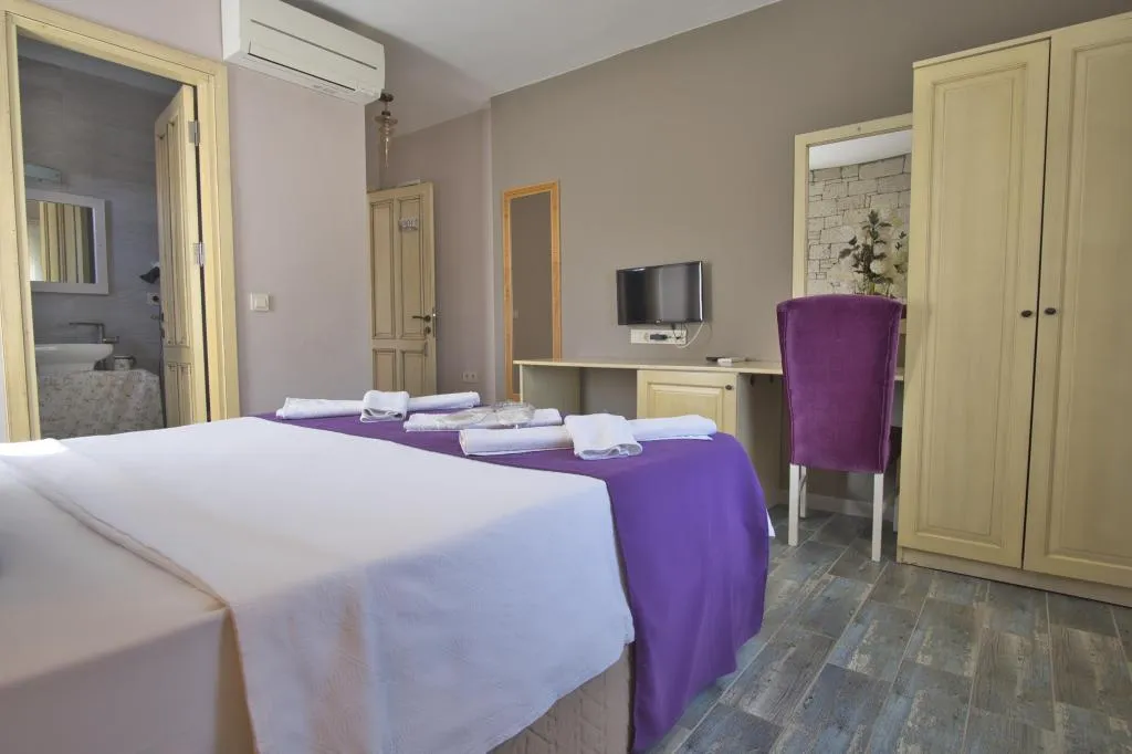 Deluxe Oda,Havuz veya Bahçe Manzaralı
