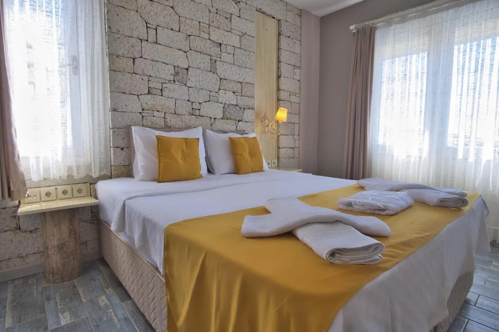 Deluxe Oda,Havuz veya Bahçe Manzaralı
