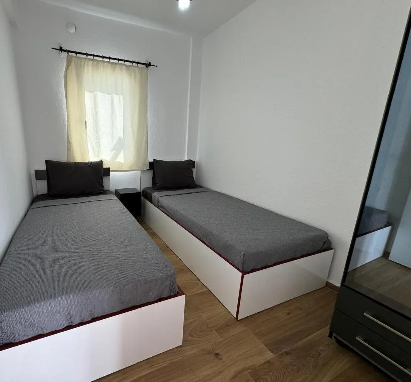 Ekonomik 6 Kişilik 2+1 Balkonlu Daire