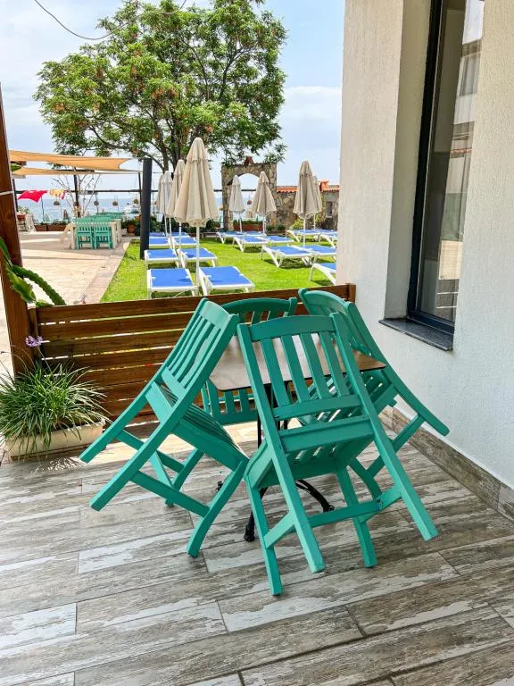 1+1 Comfort Suite,Verandalı Bahçe Katı