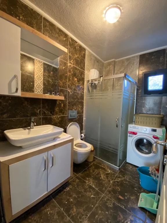 1+1 Comfort Suite,Verandalı Bahçe Katı