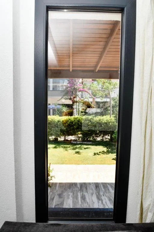 1+1 Comfort Suite,Verandalı Bahçe Katı
