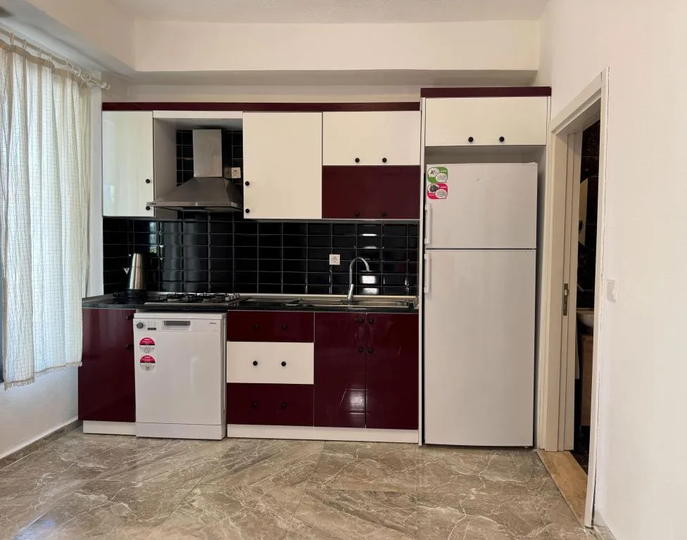 1+1 Comfort Suite,Verandalı Bahçe Katı