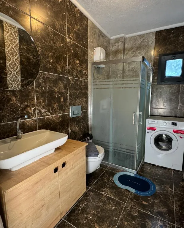 1+1 Comfort Suite,Verandalı Bahçe Katı