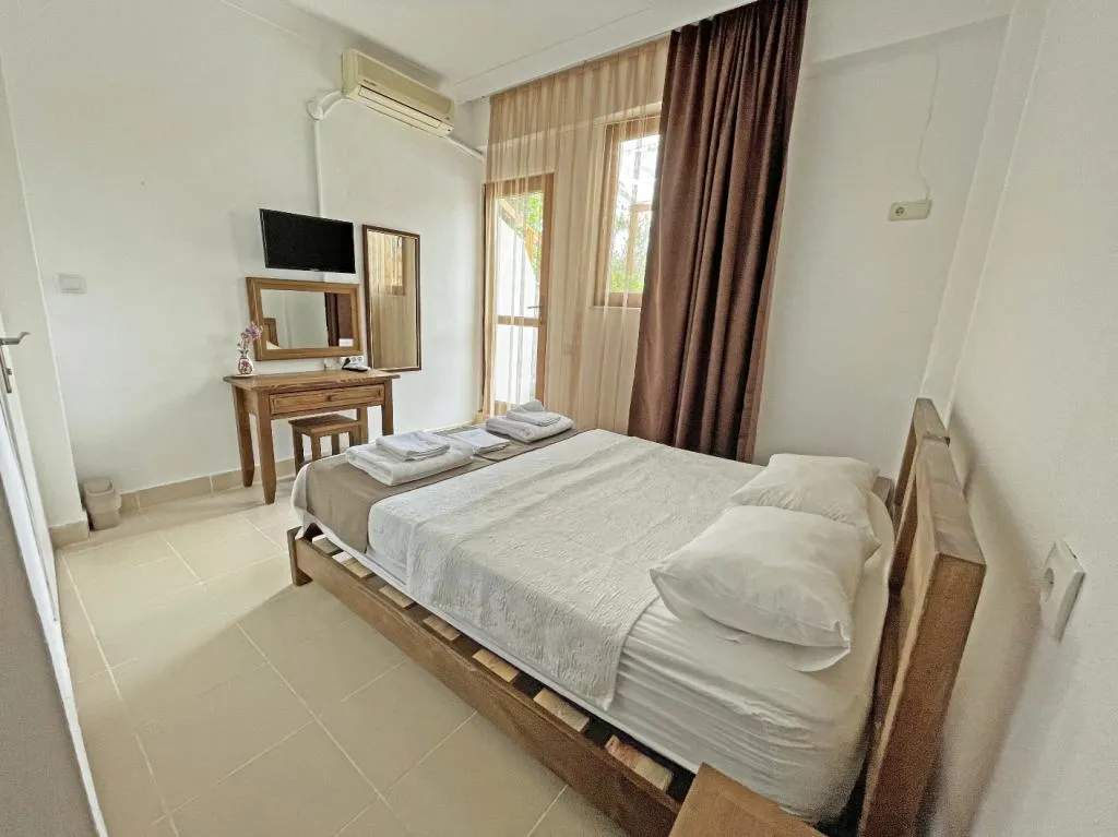 Standart Oda,Bahçe Manzaralı