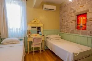 Cunda Mor Limon Otel
