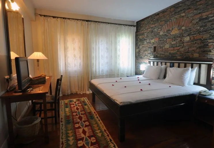Suite,Bahçe Manzaralı