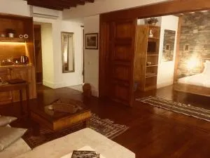 El Vino Hotel & Suites
