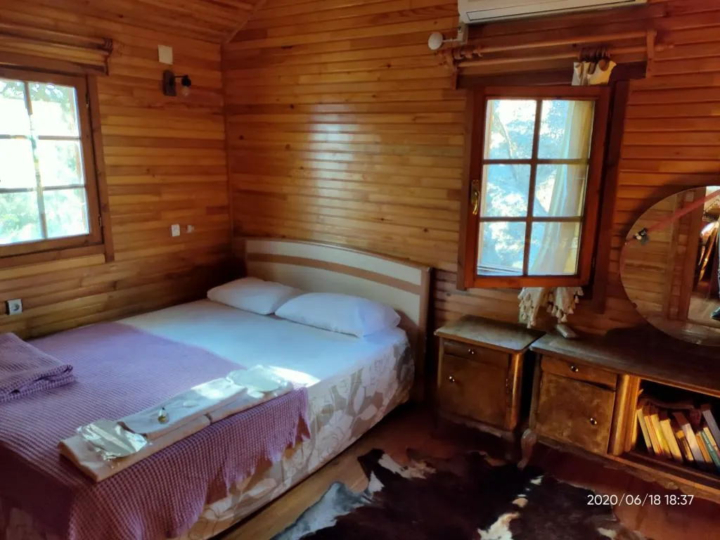 Bungalow,Göl Manzaralı,Balkonlu