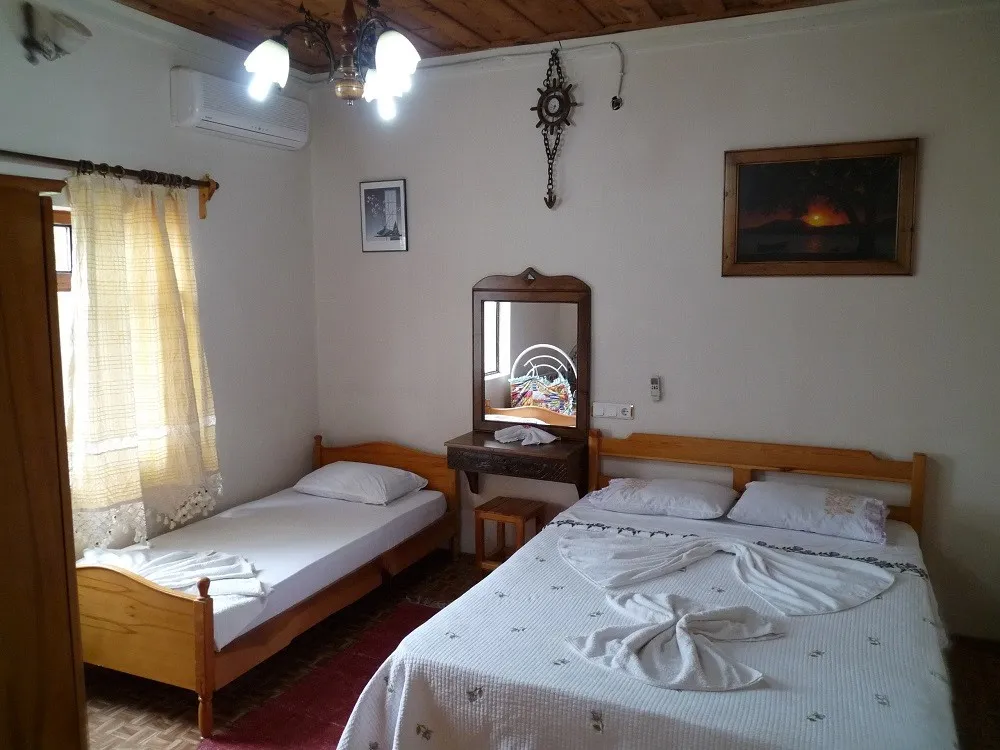 Aile Odası,Göl Manzaralı,Balkonlu