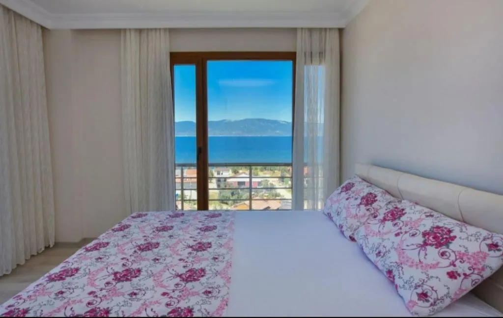 Aile Odası,Deniz Manzaralı,Balkonlu