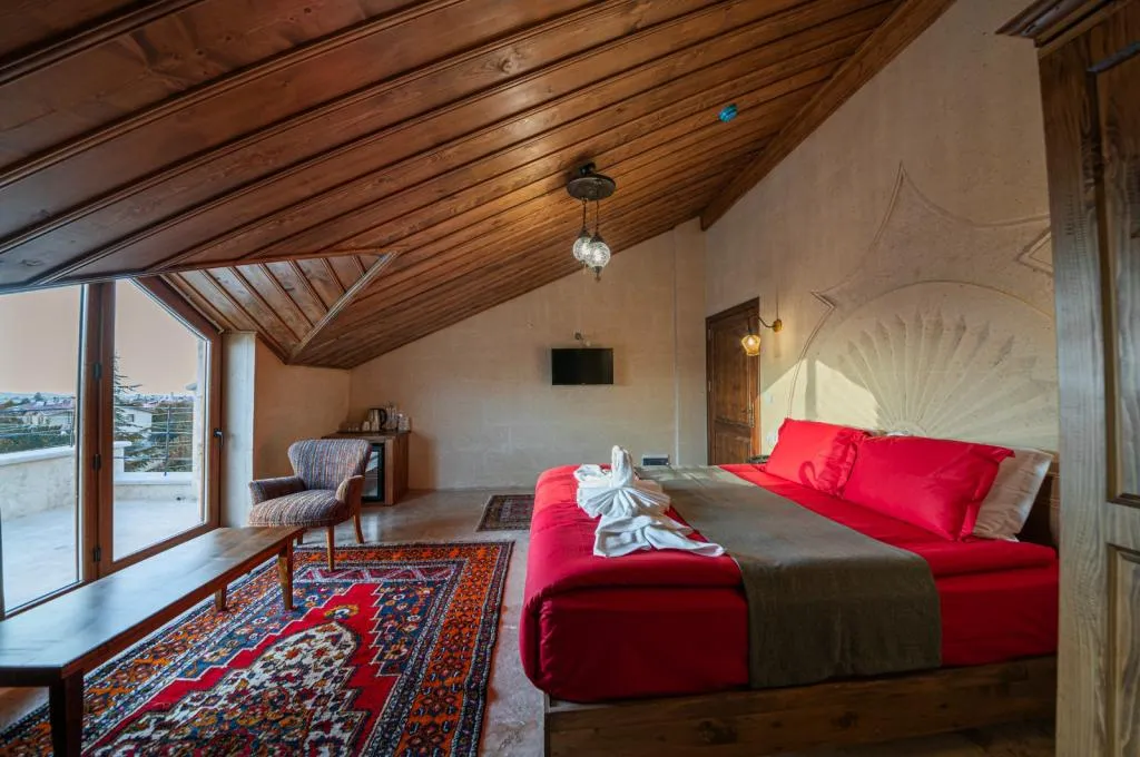 Balayı Suite,Vadi Manzaralı,Jakuzili (2 Kişilik)