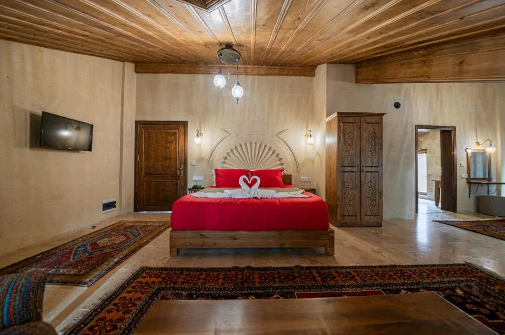Balayı Suite,Vadi Manzaralı,Jakuzili (2 Kişilik)