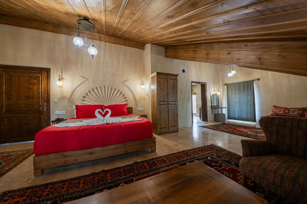 Balayı Suite,Vadi Manzaralı,Jakuzili (2 Kişilik)