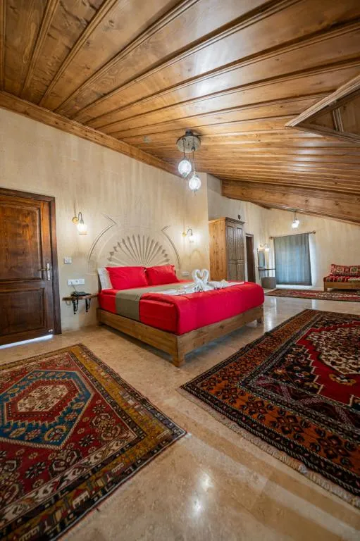 Balayı Suite,Vadi Manzaralı,Jakuzili (2 Kişilik)