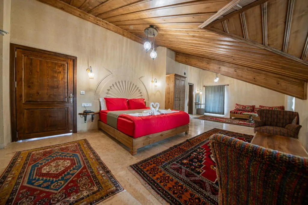 Balayı Suite,Vadi Manzaralı,Jakuzili (2 Kişilik)
