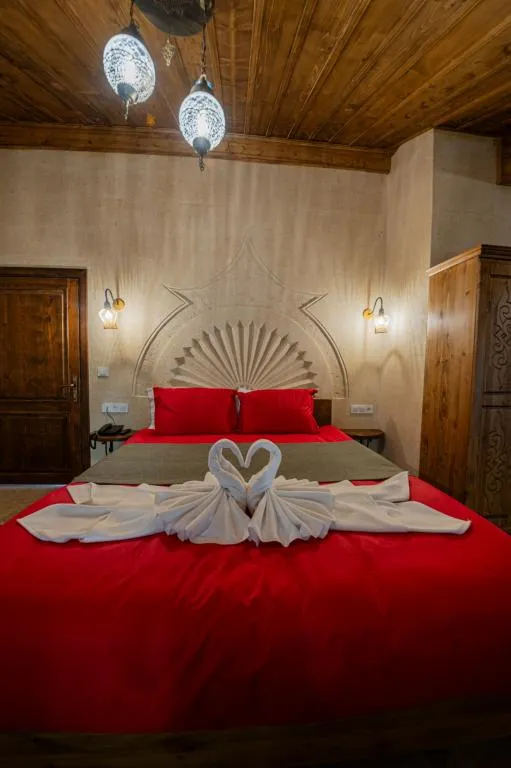 Balayı Suite,Vadi Manzaralı,Jakuzili (2 Kişilik)