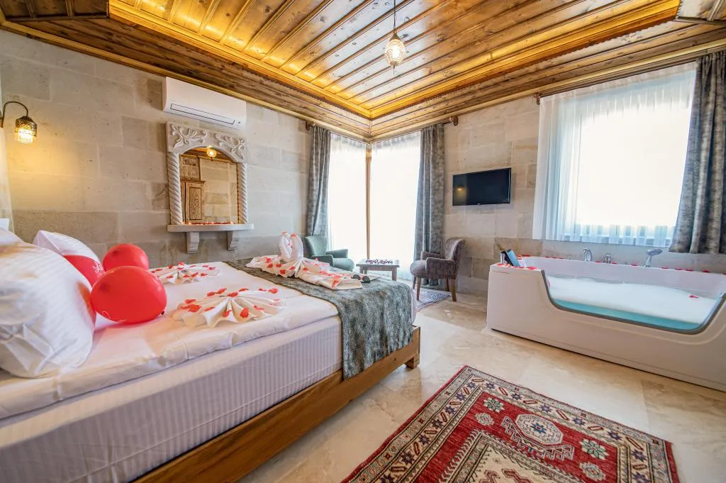 Jakuzili Deluxe Oda,Vadi Manzaralı