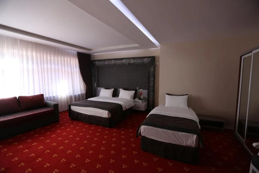 Aile Odası,Şehir veya Dağ Manzaralı