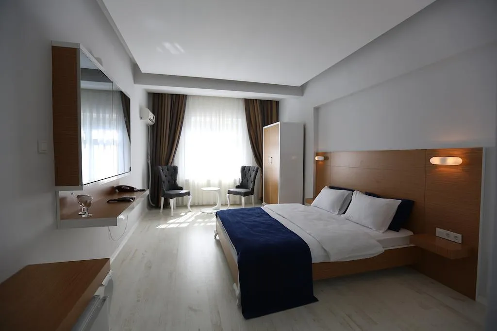 Standart Oda,Şehir veya Dağ Manzaralı
