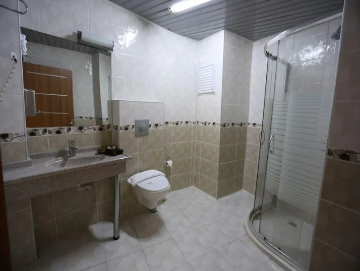 Standart Oda,Şehir veya Dağ Manzaralı
