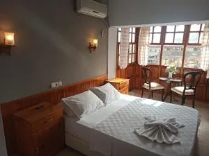 Taş Motel