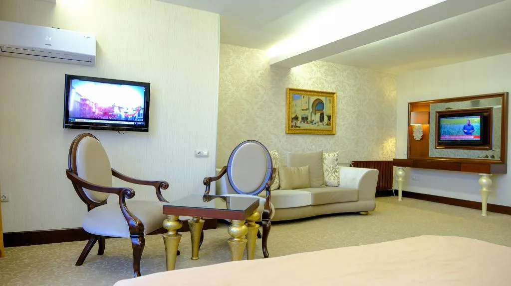Suite,Şehir Manzaralı,Klimalı