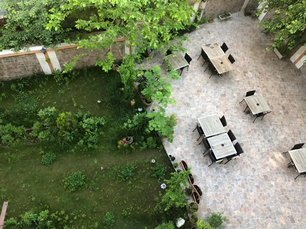 Oda
