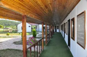 Emirbey Atlı Turizm Doğal Yaşam Köyü