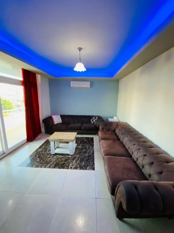 Geniş Aile Odası,Deniz ve Dağ Manzaralı,Balkonlu
