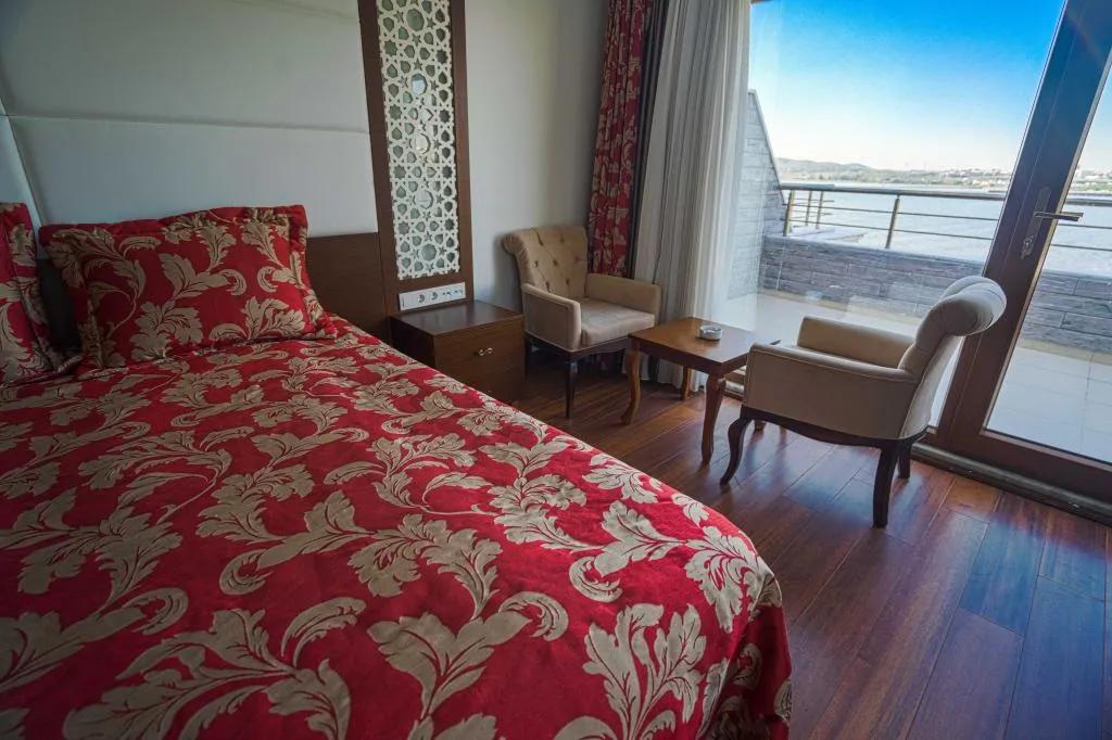 Suite,Deniz Manzaralı,Jakuzili